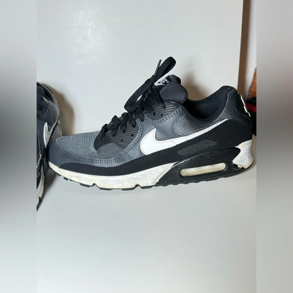 Nike Air Max 90 Men's - Grey White Black Athletic Shoes [CN8490-002]